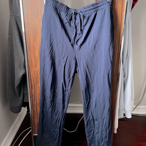 Forever 21 Contemporary Lounge Pants - Picture 1 of 3